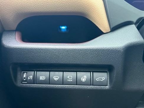 Used 2019 Toyota RAV4 Limited w/ Advanced Technology Package AWD/4WD image 26