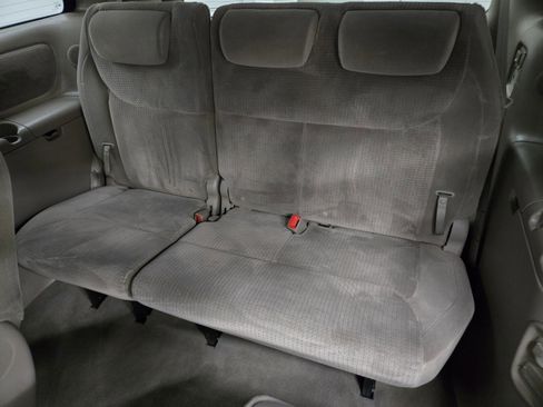 Used 2007 Toyota Sienna LE w/ LE Pkg 4 image 10