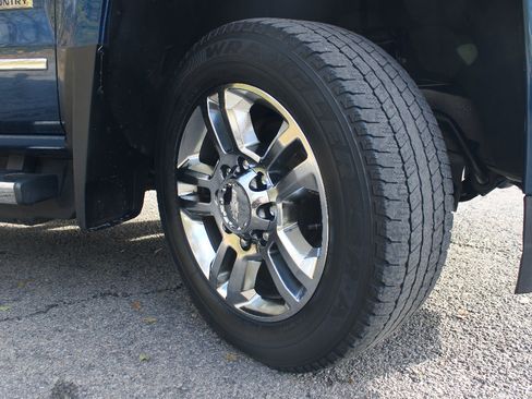 Used 2019 Chevrolet Silverado 2500 High Country w/ Duramax Plus Package image 35