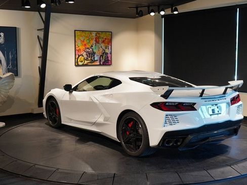 Used 2023 Chevrolet Corvette Stingray Premium Cpe w/ Z51 Performance Package RWD image 7