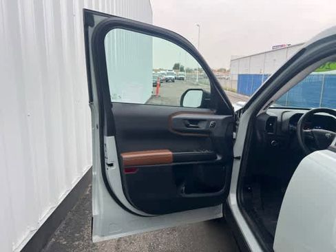 Used 2023 Ford Bronco Sport Outer Banks image 11