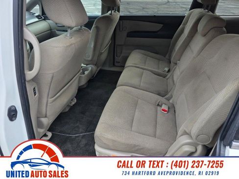 Used 2011 Honda Odyssey EX image 10
