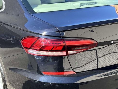 Used 2020 Volkswagen Passat 2.0T SE w/ Sunroof Package image 10