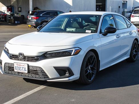 Used 2022 Honda Civic Sport image 3