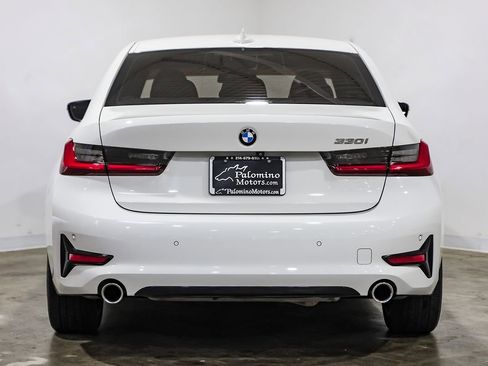 Used 2020 BMW 330i Sedan w/ Convenience Package RWD image 11