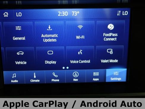 Used 2022 Ford Mustang Shelby GT500 w/ Technology Package image 35