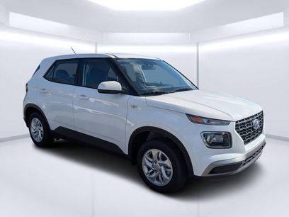 New 2026 Hyundai Venue SE
