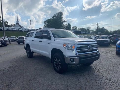 Used 2016 Toyota Tundra SR5 w/ TRD Off Road Package AWD/4WD image 2