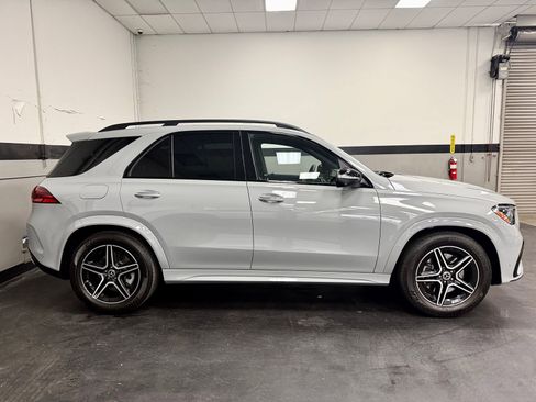 Used 2025 Mercedes-Benz GLE 450 4MATIC image 5