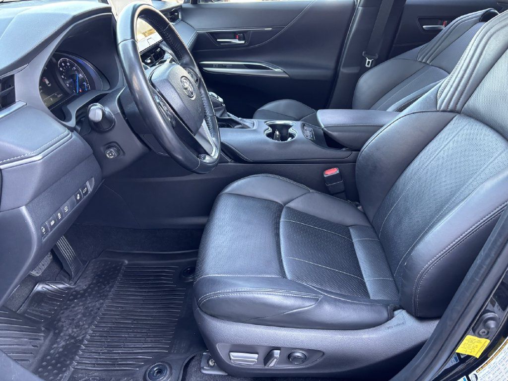 Used 2022 Toyota Venza Limited w/ Advanced Technology Package AWD/4WD image 13