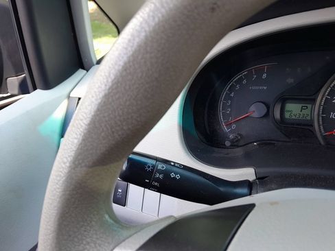 Used 2014 Toyota Sienna L FWD image 20
