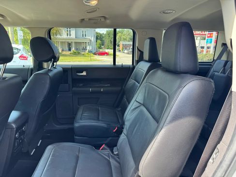 Used 2018 Ford Flex SEL w/ Equipment Group 202A AWD/4WD image 27