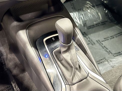 Used 2024 Toyota Corolla LE image 17