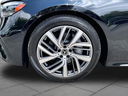 Used 2025 Mercedes-Benz E 350 Sedan image 11