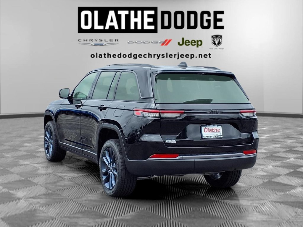 New 2026 Jeep Grand Cherokee Limited AWD/4WD image 3