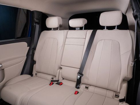 Certified 2025 Mercedes-Benz GLB 250 image 16