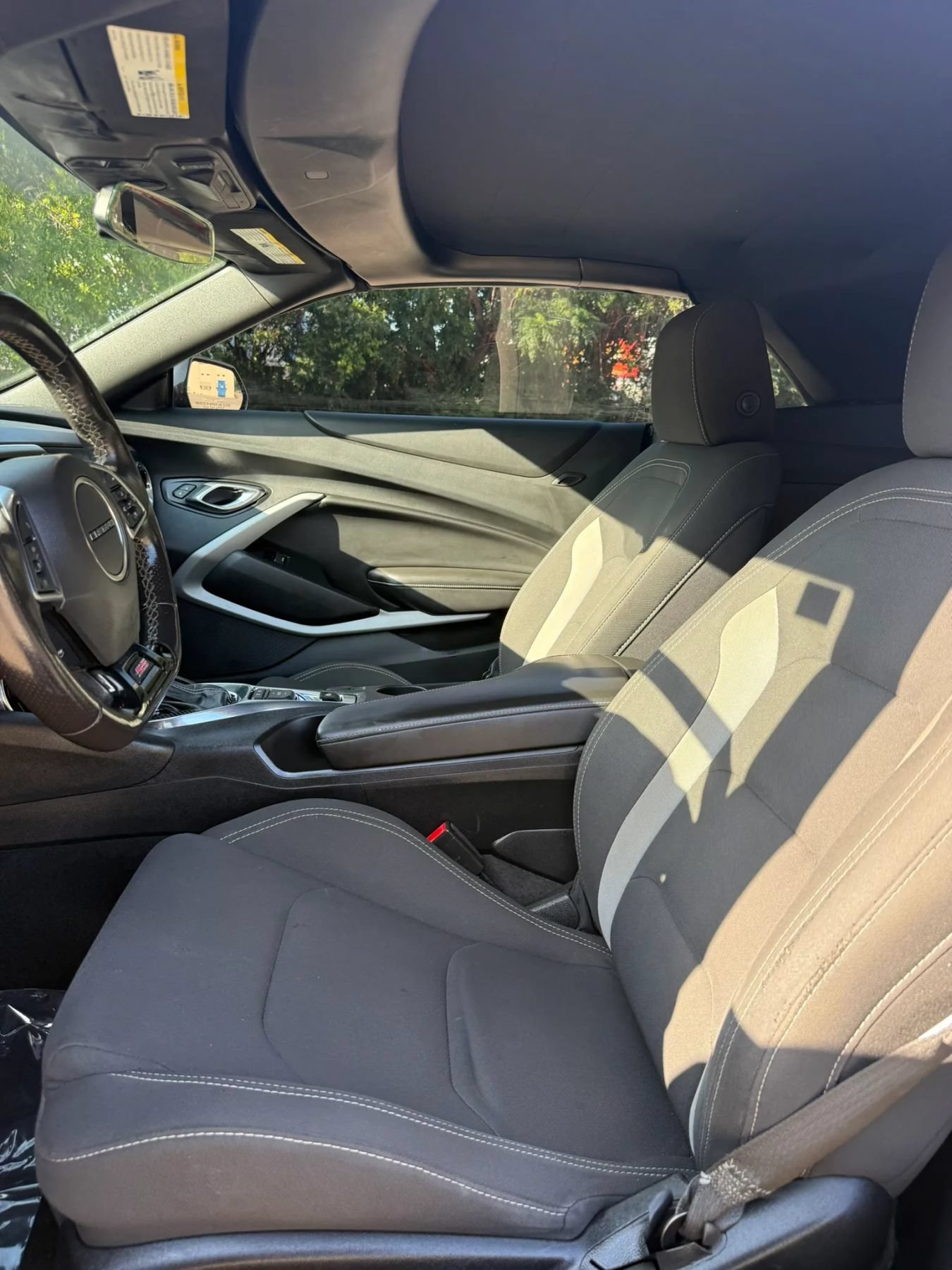 Used 2018 Chevrolet Camaro SS RWD image 11