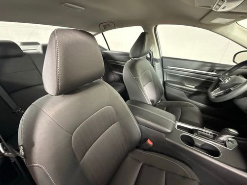 Used 2022 Nissan Altima 2.5 SV image 44