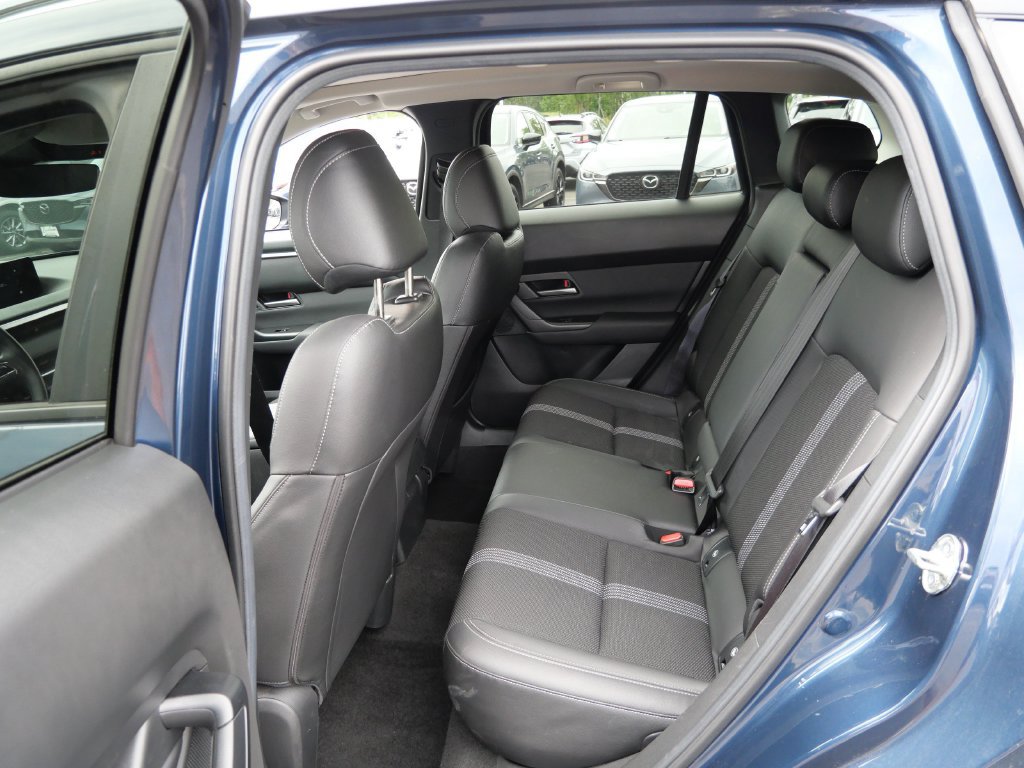 Used 2025 MAZDA CX-50 AWD 2.5 S w/ Premium Package image 11