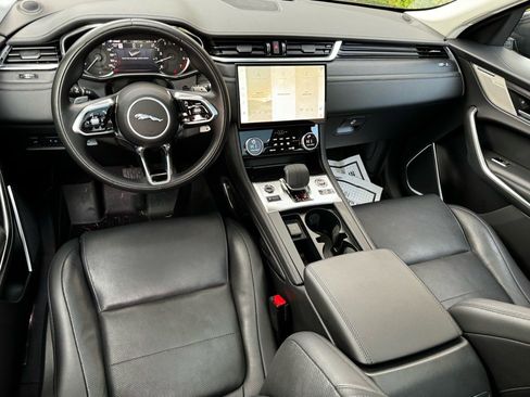 Used 2022 Jaguar F-PACE S image 18