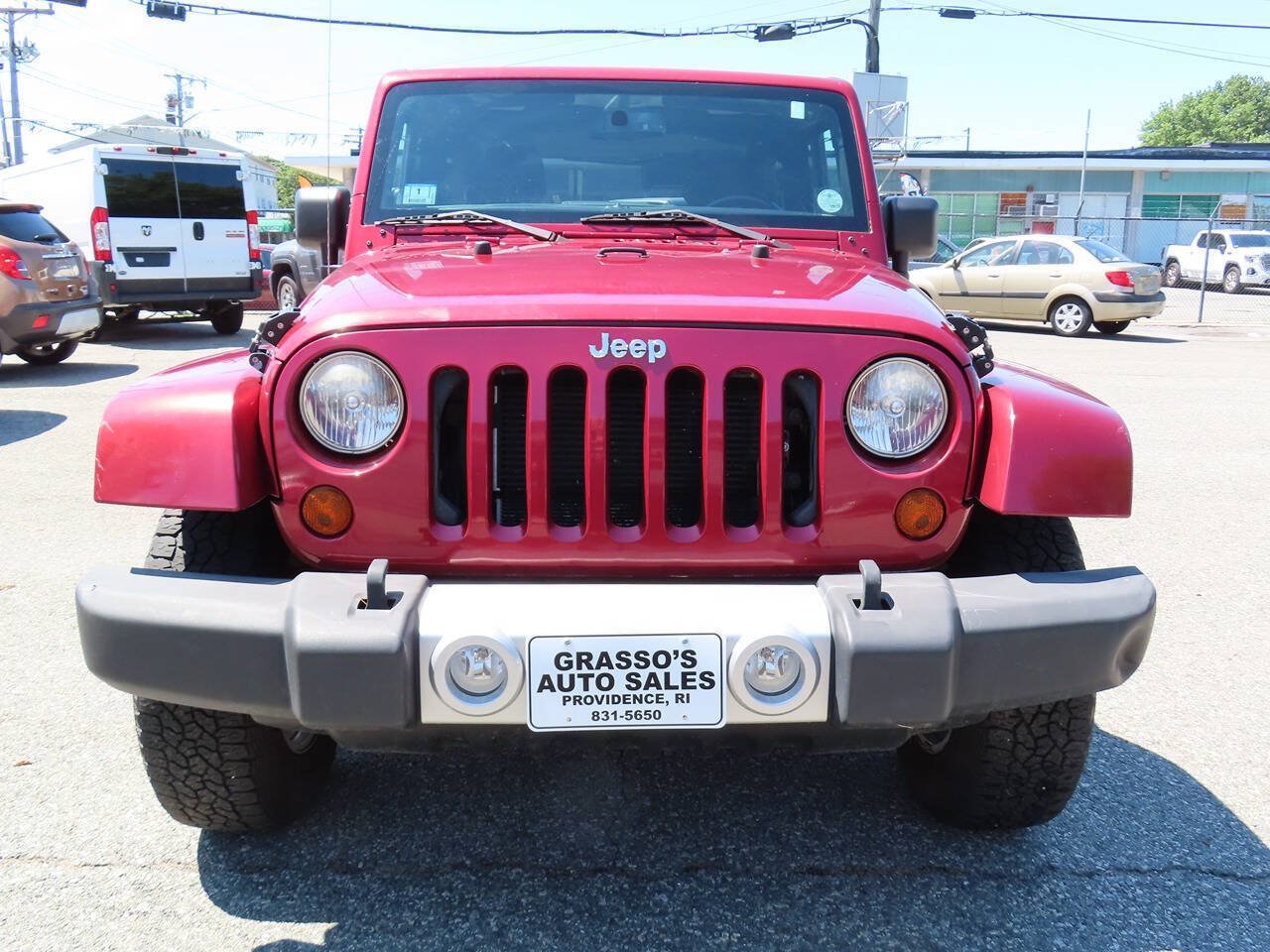 Used 2013 Jeep Wrangler Sahara AWD/4WD image 6