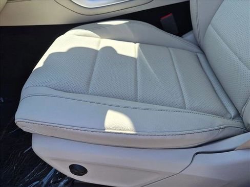 Used 2017 Mercedes-Benz GLC 300 image 4