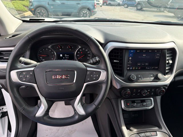 Used 2023 GMC Acadia SLT w/ Elevation Edition FWD image 13