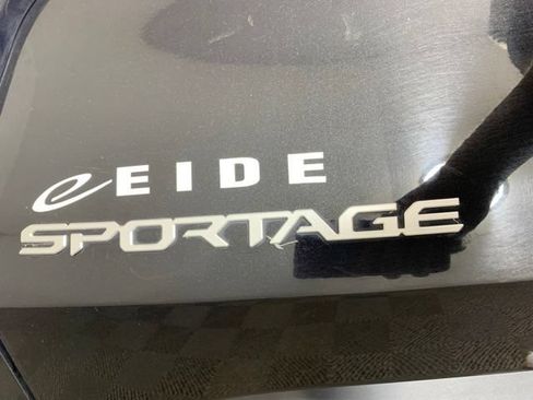Used 2024 Kia Sportage LX AWD/4WD image 38