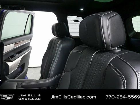 Used 2026 Cadillac Vistiq Sport image 21