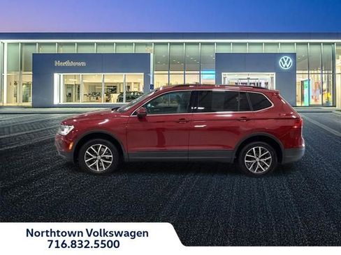 Used 2019 Volkswagen Tiguan SE AWD/4WD image 2