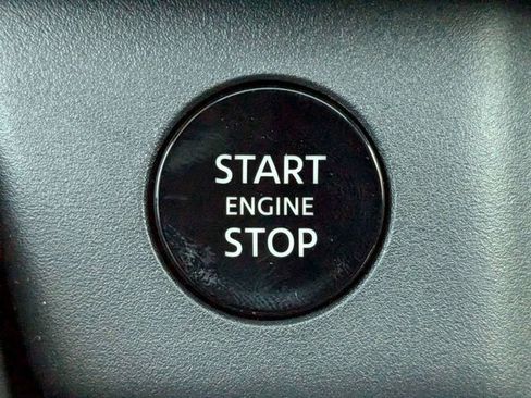 New 2025 Nissan Rogue Platinum w/ Platinum Premium Package image 37