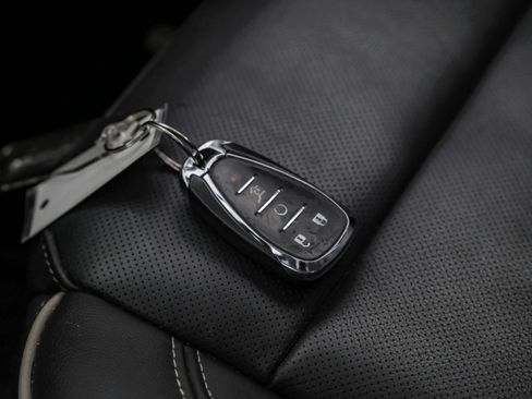 Used 2022 Chevrolet Traverse Premier w/ Redline Edition FWD image 75