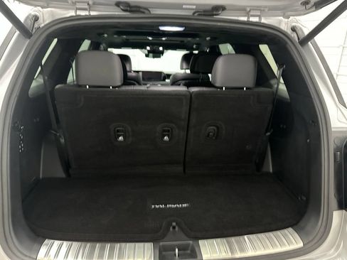 Used 2025 Hyundai Palisade Calligraphy FWD image 31