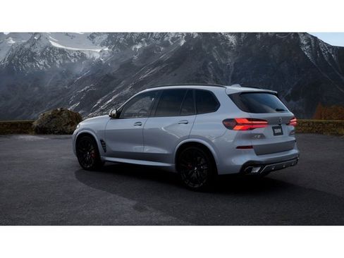 New 2026 BMW X5 sDrive40i RWD image 2