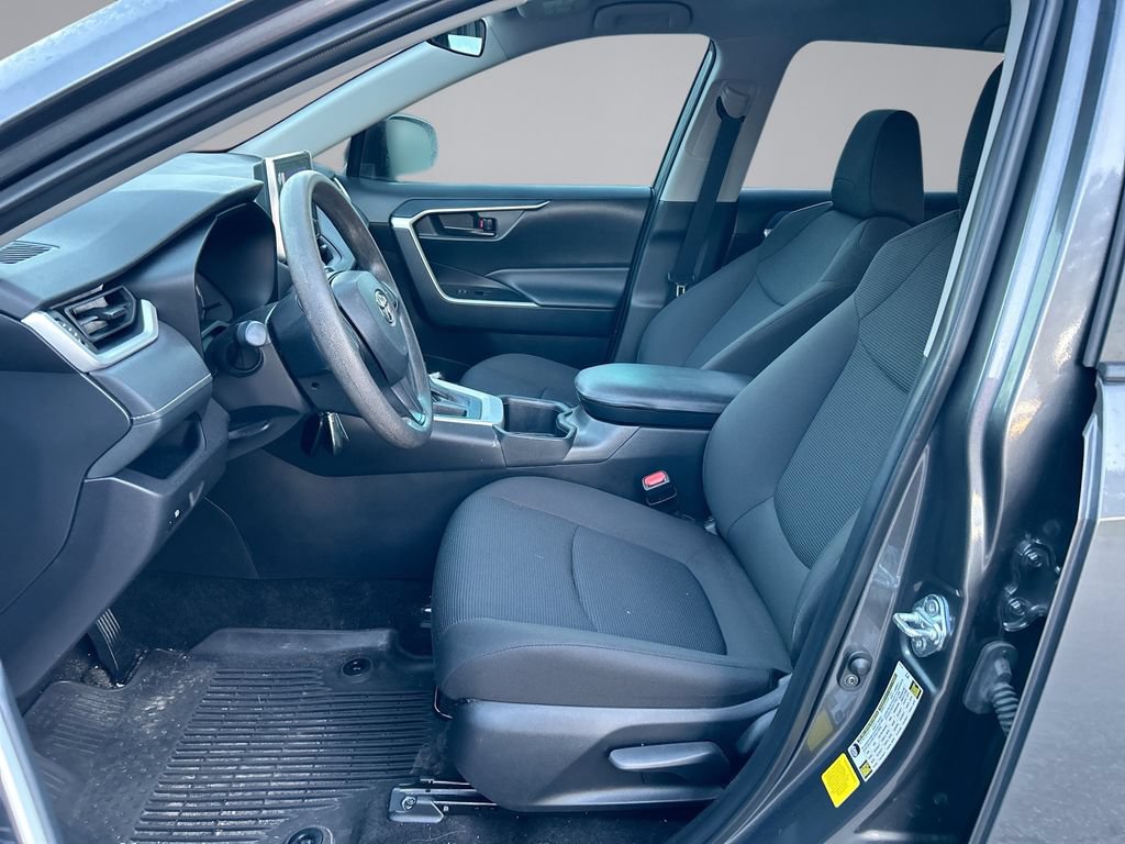 Certified 2025 Toyota RAV4 LE FWD image 11