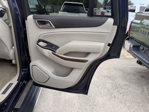 Used 2018 GMC Yukon Denali w/ Open Road Package AWD/4WD image 18