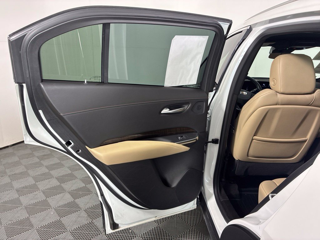 Used 2024 Cadillac XT4 Premium Luxury FWD image 26