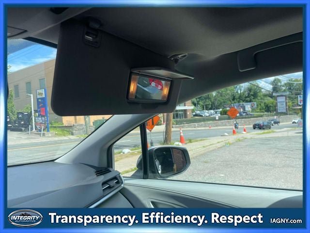 Used 2024 Toyota Sienna XLE FWD image 33