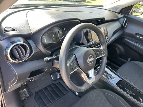 Used 2024 Nissan Kicks SV image 20