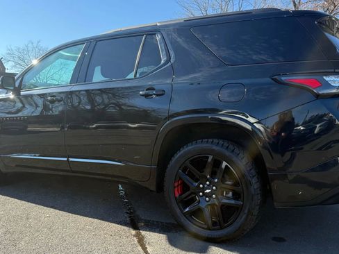 Used 2019 Chevrolet Traverse Premier w/ Redline Edition image 6