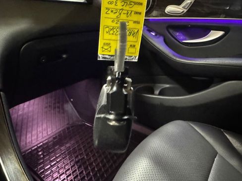 Used 2020 Mercedes-Benz GLC 300 4MATIC Coupe image 10