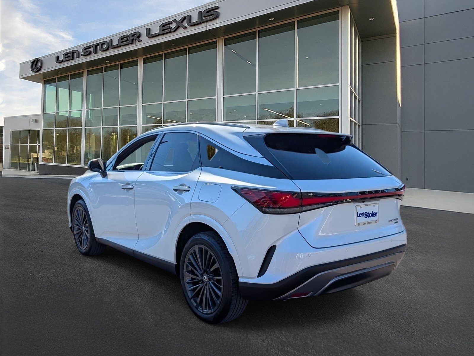 Certified 2025 Lexus RX 350 Premium w/ Convenience Package AWD/4WD image 5