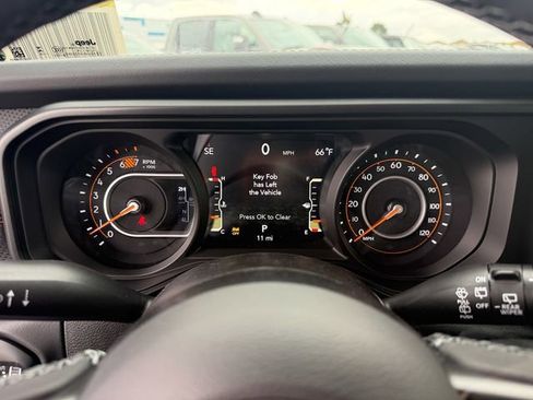 New 2026 Jeep Wrangler Unlimited Rubicon AWD/4WD image 18