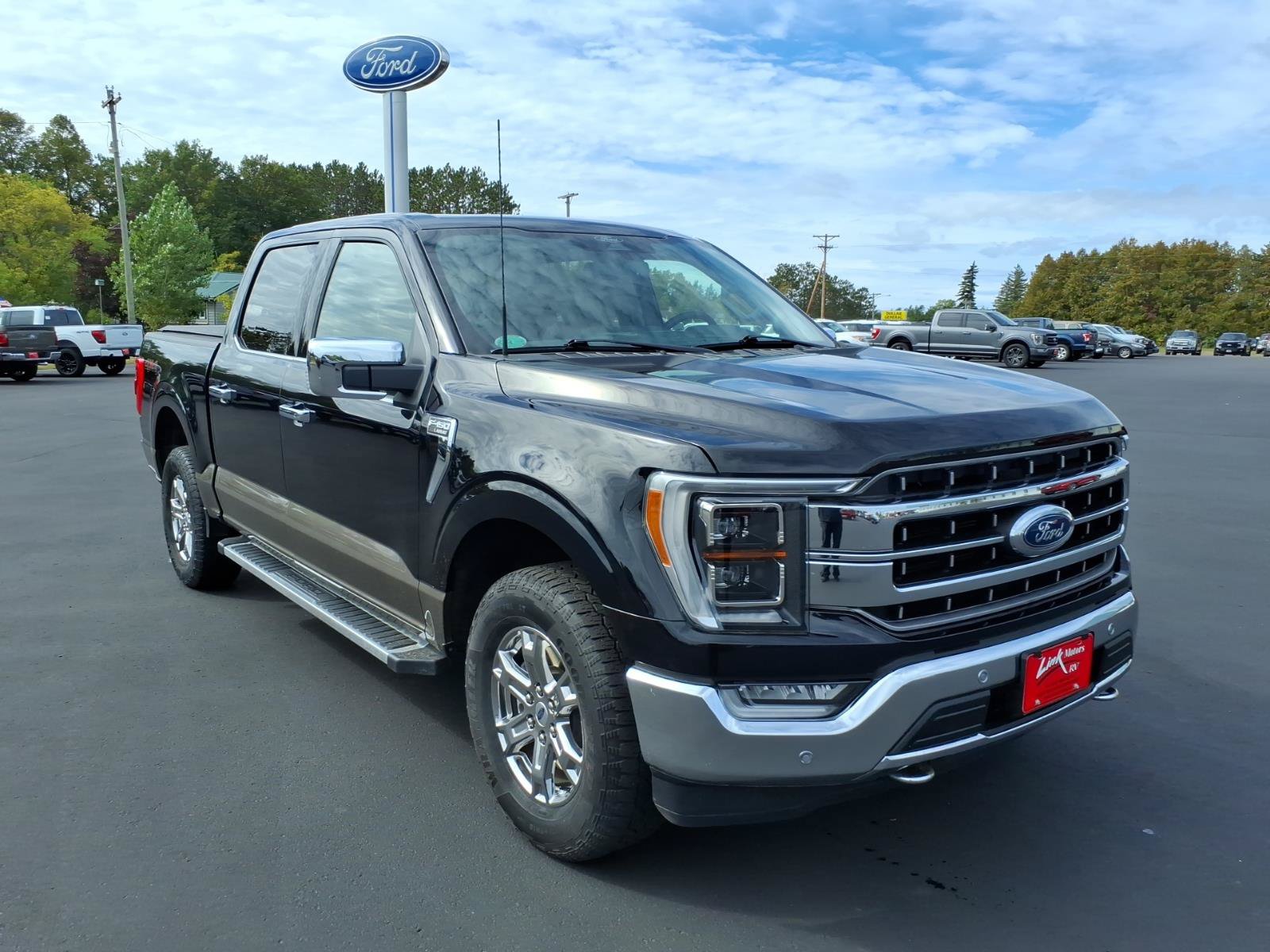 Used 2022 Ford F150 Lariat w/ Equipment Group 502A High AWD/4WD image 8