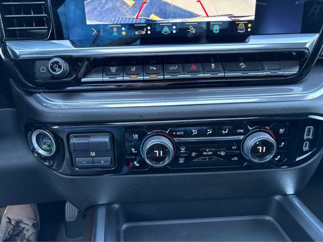 Used 2024 Chevrolet Silverado 3500 High Country w/ High Country Premium Package AWD/4WD image 32
