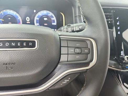 Used 2024 Jeep Wagoneer 2WD w/ Premium Group I image 26