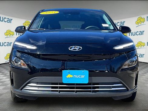 Used 2023 Hyundai Kona SE image 2