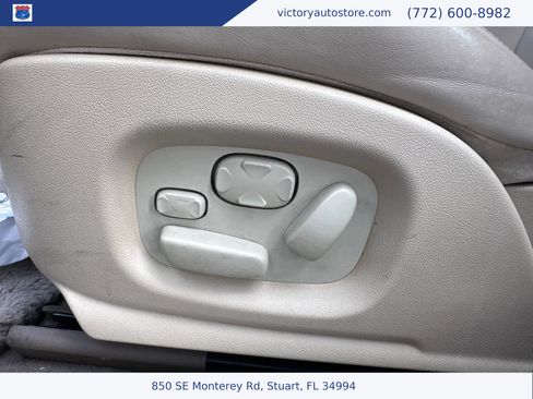 Used 2005 Jaguar XJ8 L image 27