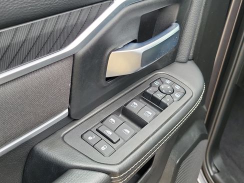 Used 2025 RAM 2500 Big Horn AWD/4WD image 7