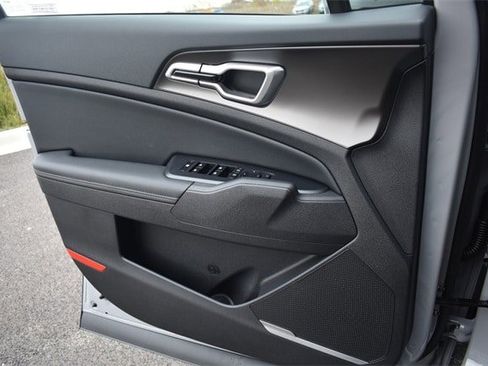 New 2026 Kia Sportage EX w/ EX Panoramic Sunroof Package image 34